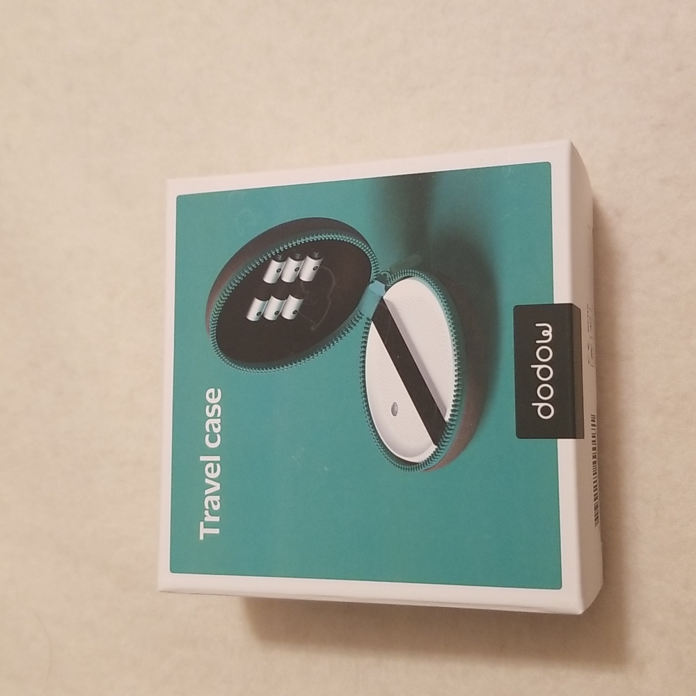 Dodow-sleep aid device with optional carrying case - Picture 8 of 16